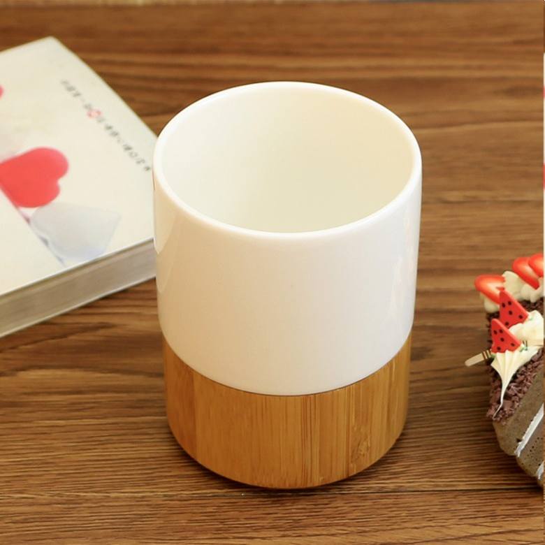 Ceramic Cup with Bamboo Coaster