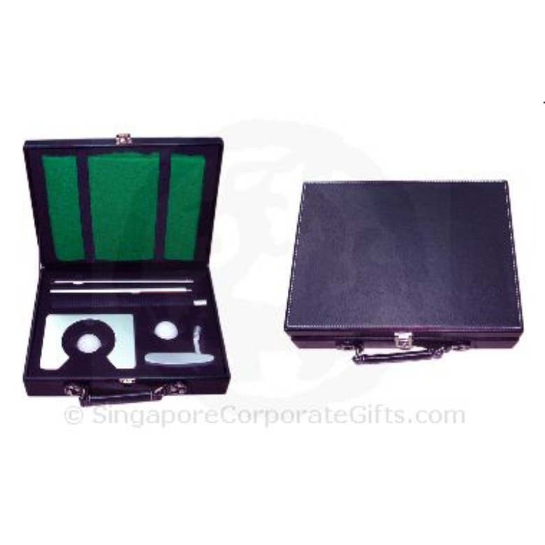 Golf Set (Metal with Leather Case)