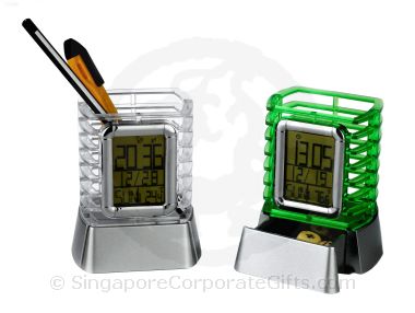 Pen Holder with Calendar and Clock